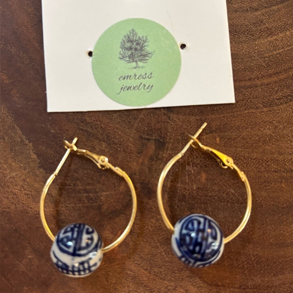 NWT Asian Influence Hoop Earrings